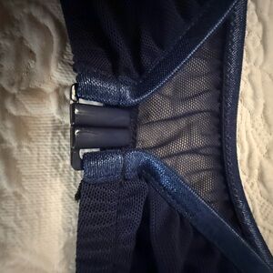 Navy Blue Mesh Sleevey Wonders